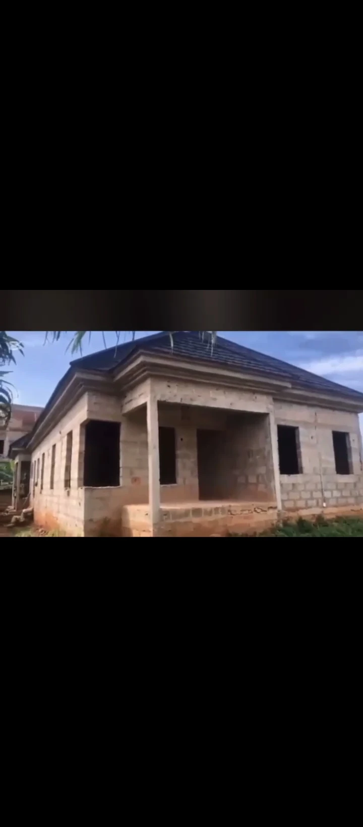 3 Bedroom Flat for Sale in The property situate at ugbor After oghowonyi junction 2 minutes walk from ugbor road that’s like you dey head towards amagba side., Edo cover picture