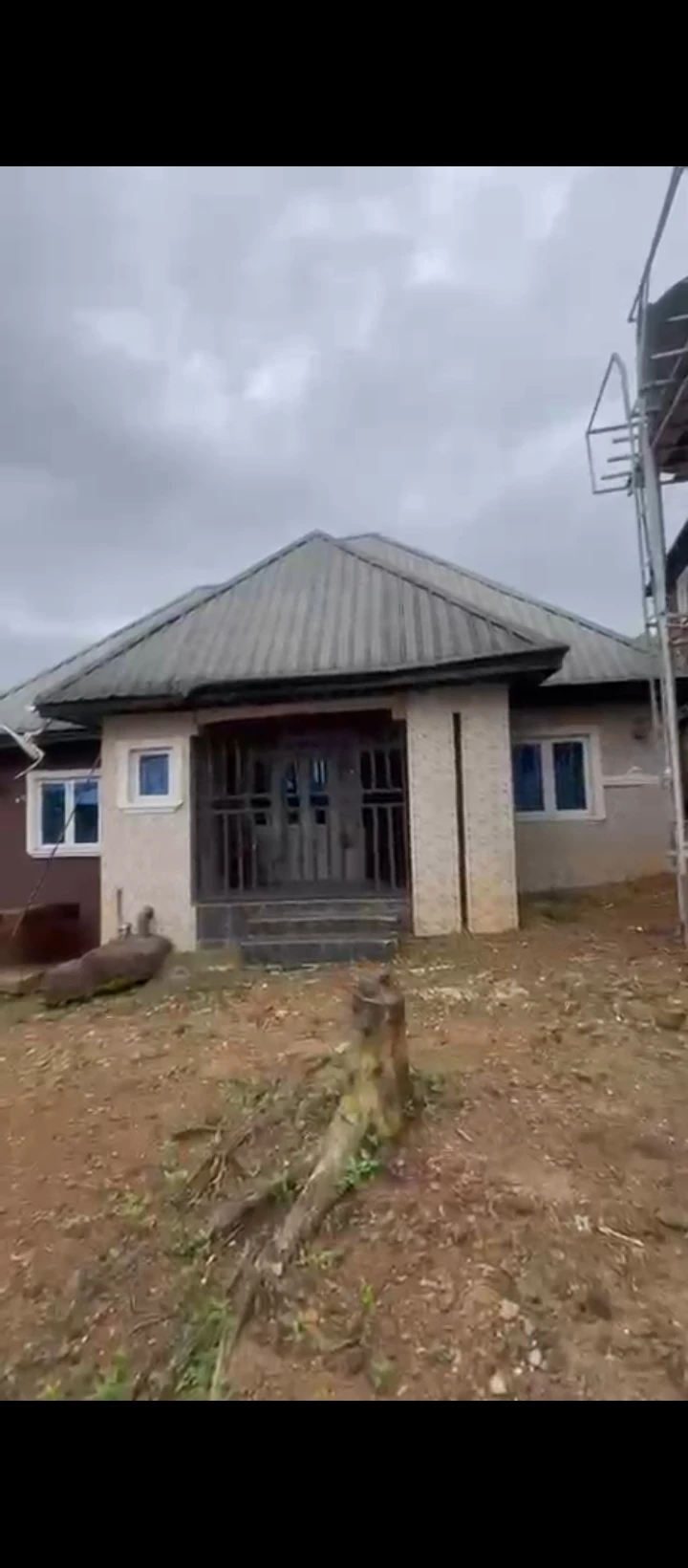 SelfContain for Sale in Talitha by New General Hospital, Asaba., Delta