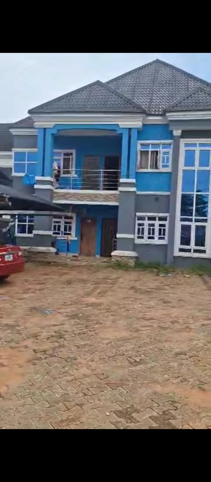 3 Bedroom Flat for Sale in Ugbor Central GRA by mtn mask, Edo