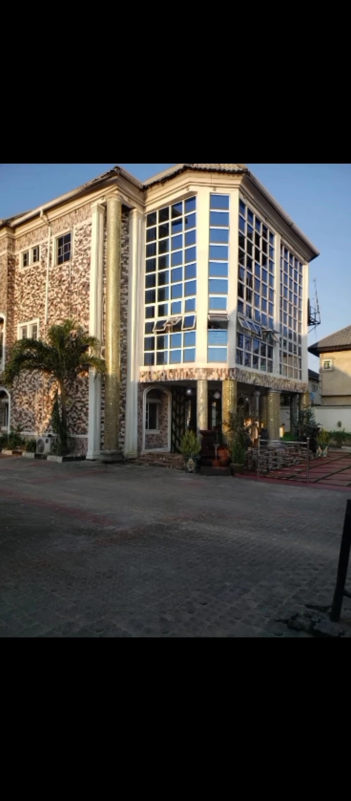 Hotel for Sale in UTUAMA UDU*, Delta cover picture