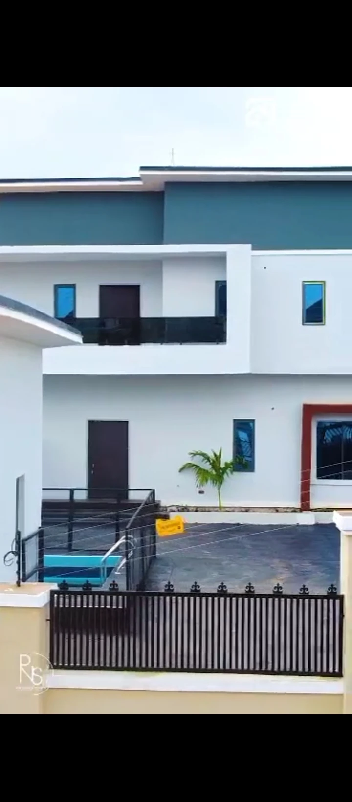 4 Bedroom Flat for Sale in Ugbor Central GRA, Edo cover picture