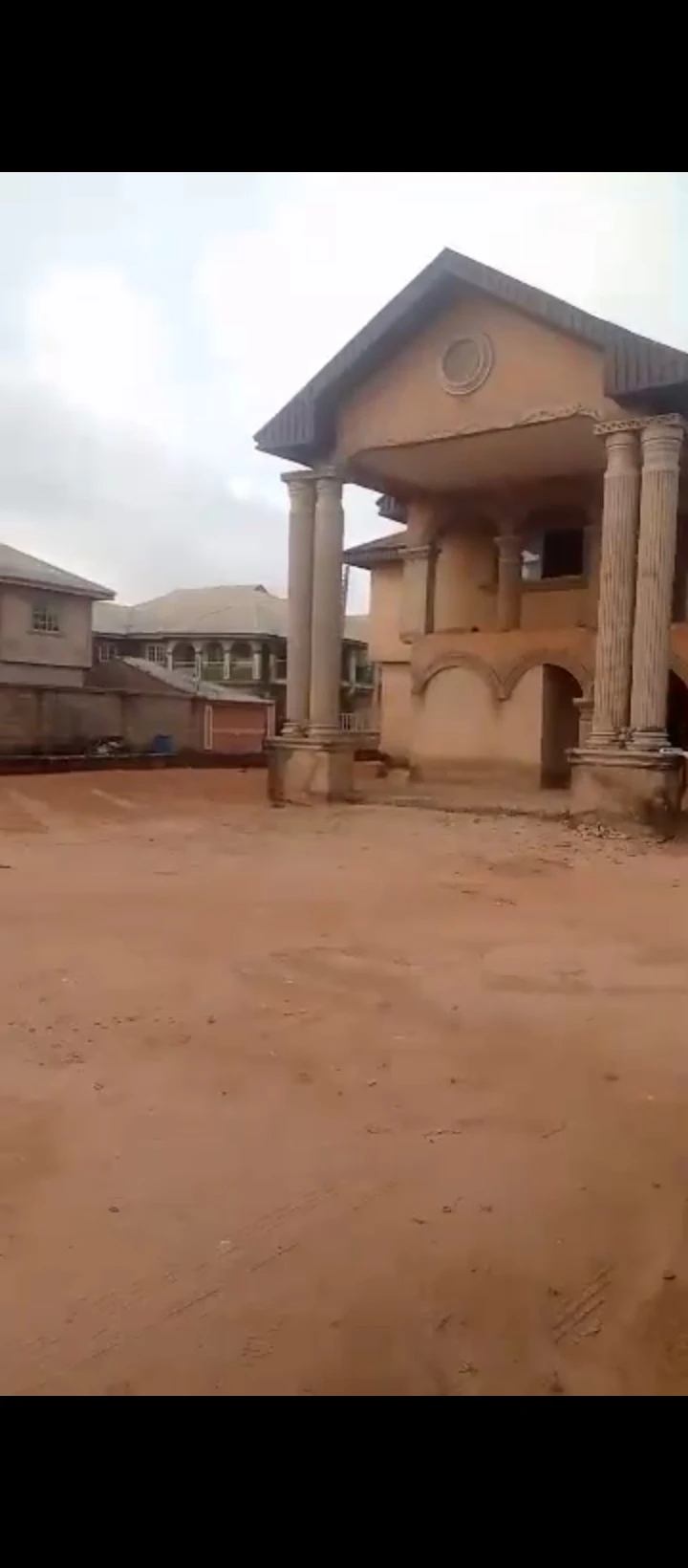 Duplex for Sale in Ugbor Central GRA, Edo cover picture