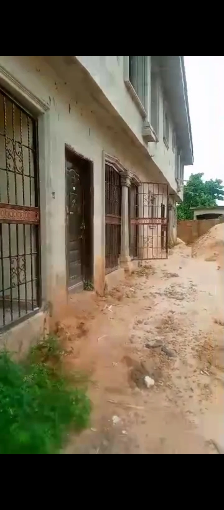 2 Bedroom Flat for Rent in Evhukhu off sapele road, Edo cover picture