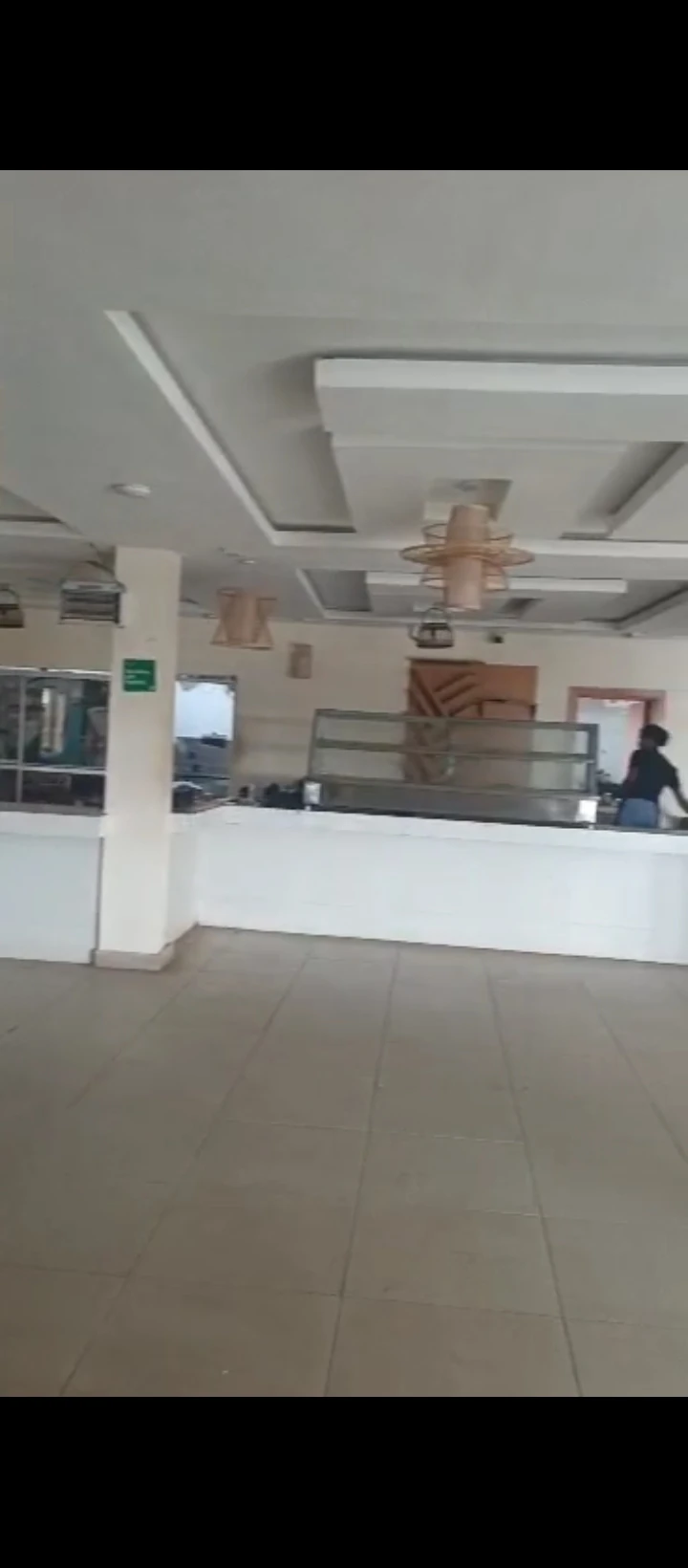 Office Space for Rent in Along country he road, Edo cover picture