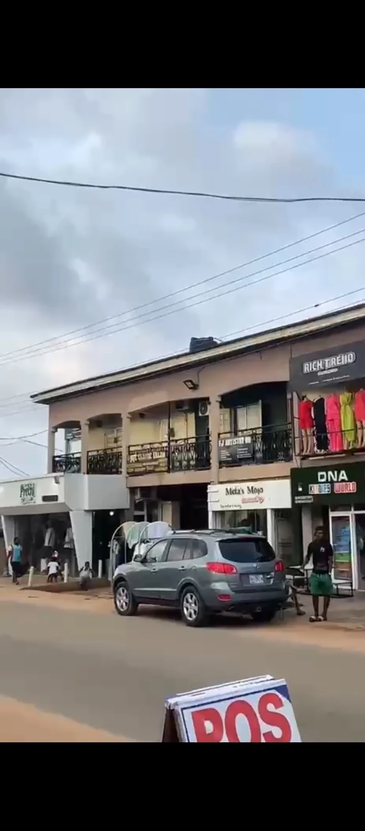 Plaza for Sale in Ugbor Central GRA, Edo cover picture