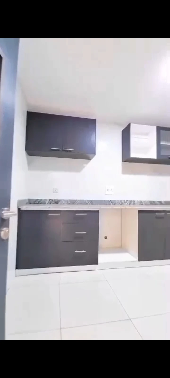 3 Bedroom Flat for Rent in OLD GRA, Rivers - Image 3
