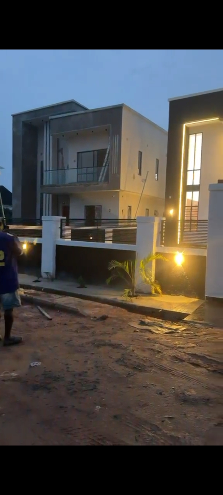 4 Bedroom Flat for Sale in Enugu, Enugu - Image 3