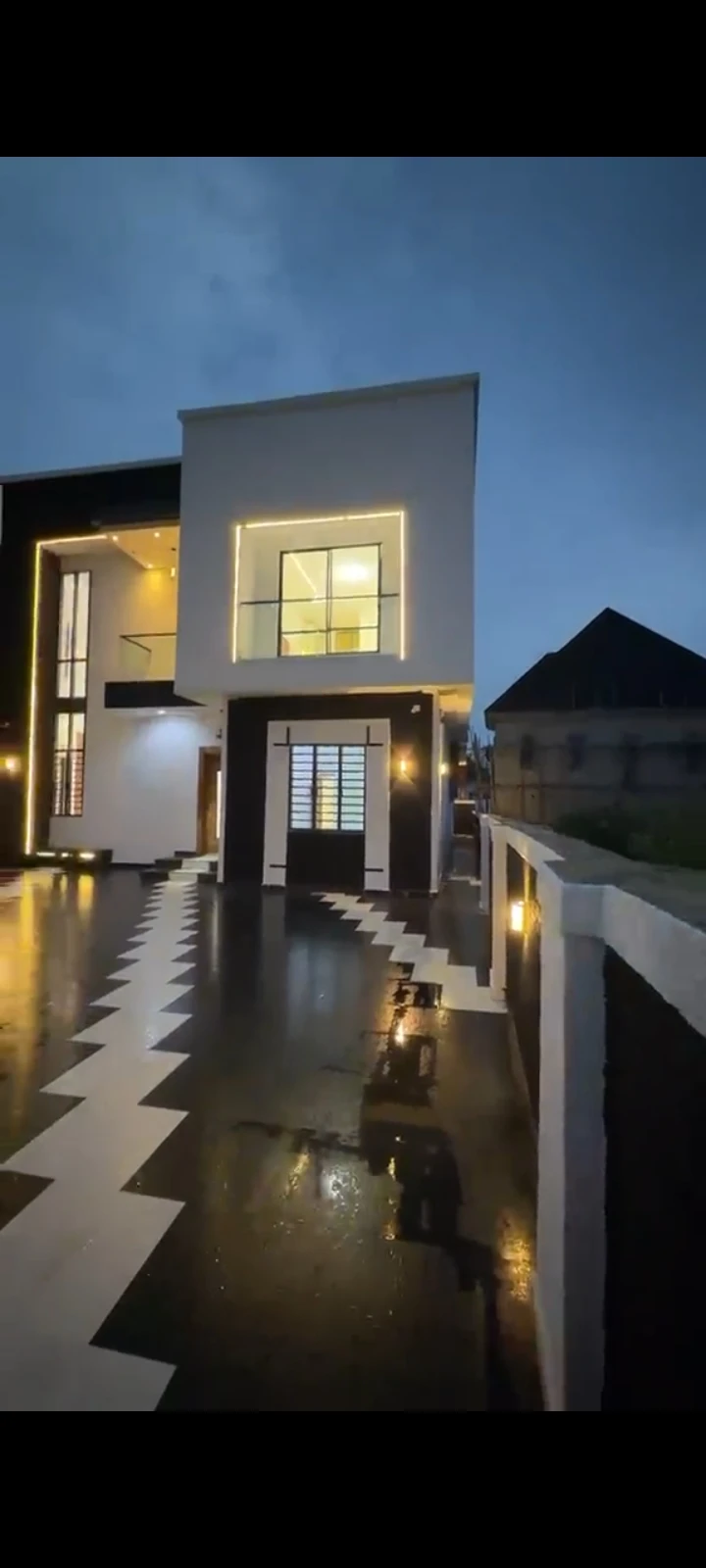 4 Bedroom Flat for Sale in Enugu, Enugu - Image 4