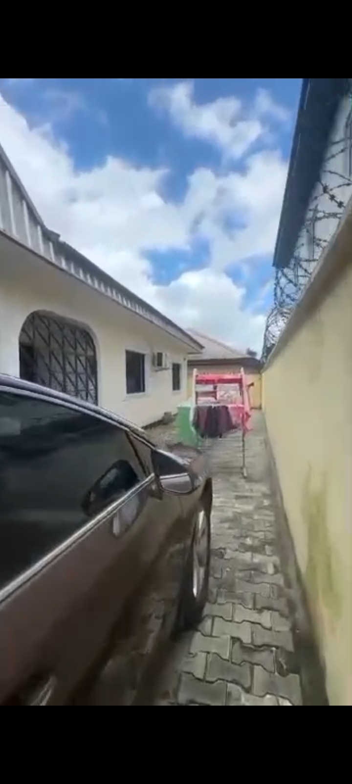 Bungalow for Sale in Woji, Rivers - Image 1