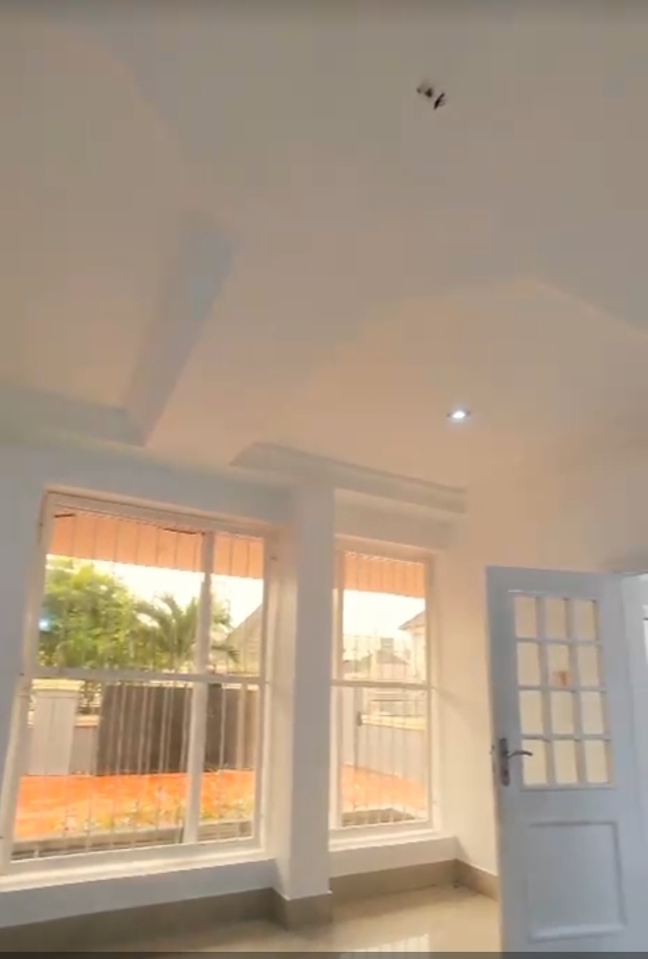 Duplex for Rent in GRA Phase 3, Rivers - Image 3