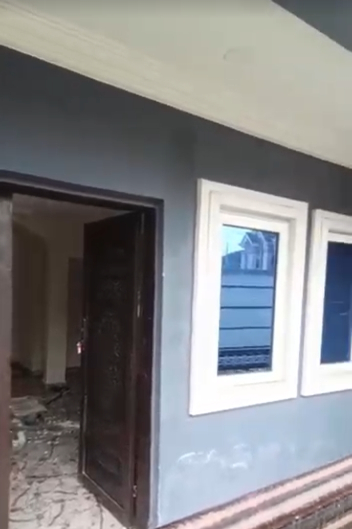 2 Bedroom Flat for Rent in PENOX OLD ROAD, Enugu - Image 2