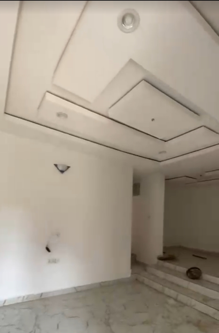 2 Bedroom Flat for Rent in THINKERS CORNER, Enugu - Image 1