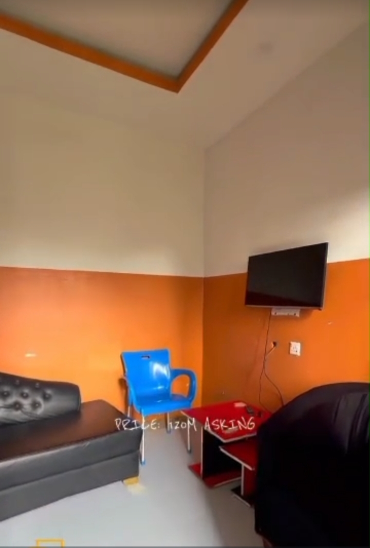 Duplex for Sale in RUMUAGHOLU, Rivers - Image 2