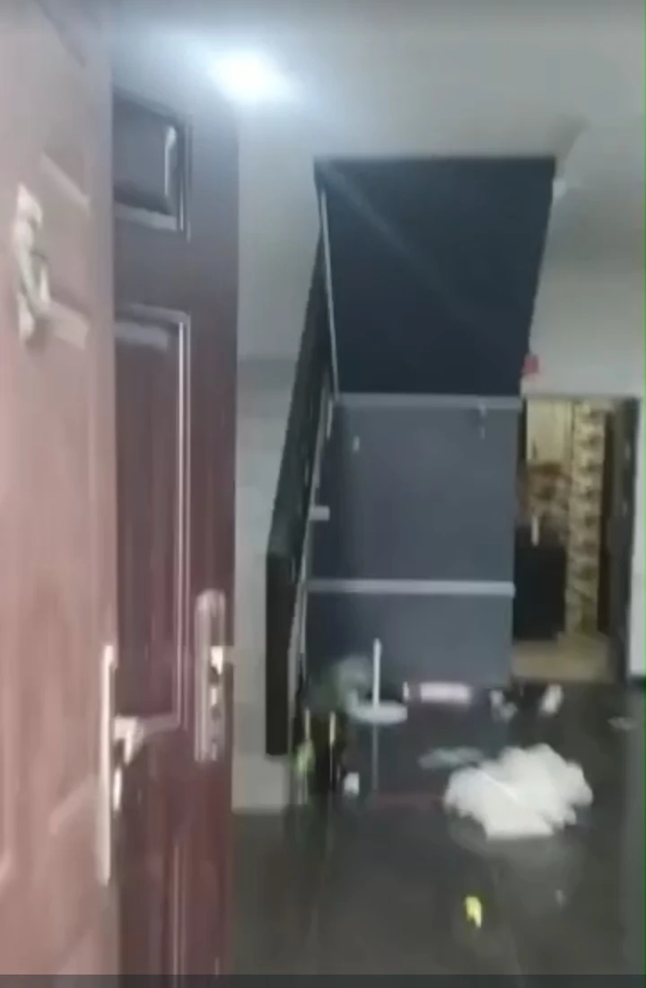 2 Bedroom Flat for Rent in Odili Road, Rivers - Image 1