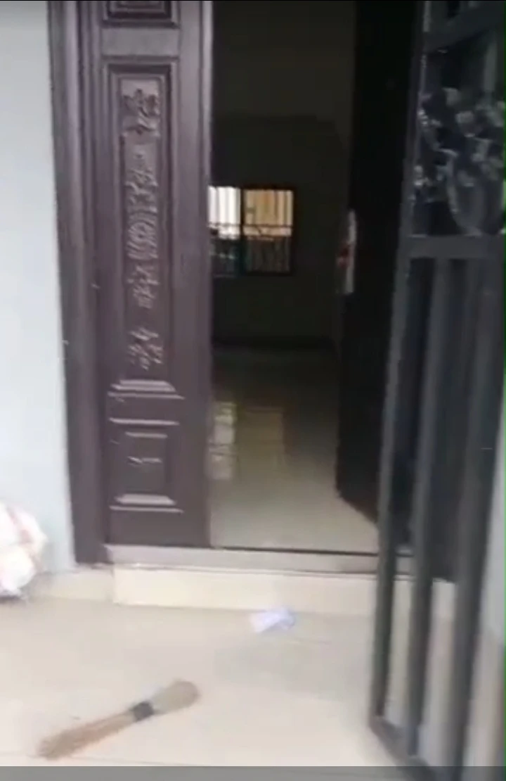 2 Bedroom Flat for Rent in Rumuibekwe Estate, Rivers - Image 3