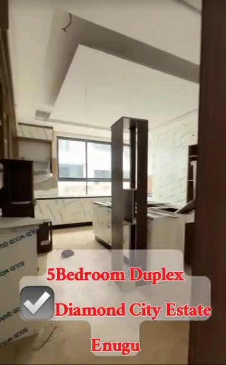 Duplex for Sale in Diamond Estate, Enugu - Image 3