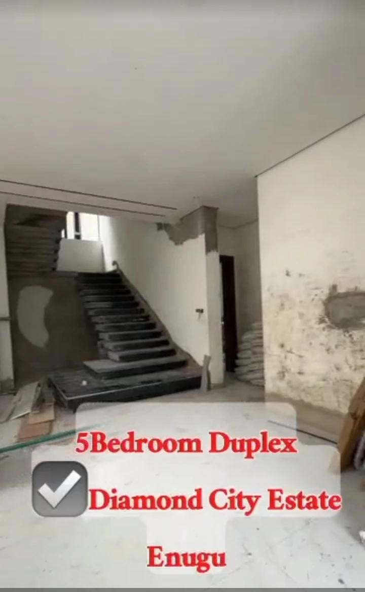 Duplex for Sale in Diamond Estate, Enugu - Image 1