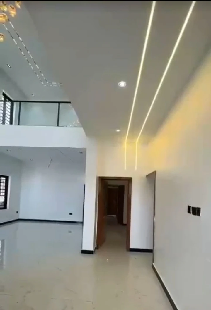 Duplex for Sale in Centenary City, Enugu - Image 4