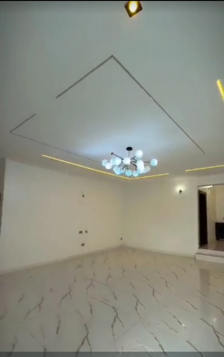 Duplex for Sale in Golf Annex, Enugu - Image 3