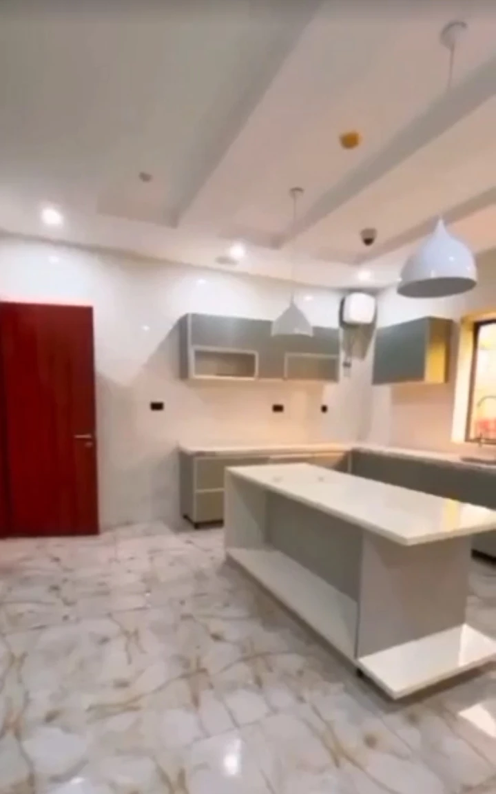 Duplex for Sale in Asokoro, Abuja - Image 1
