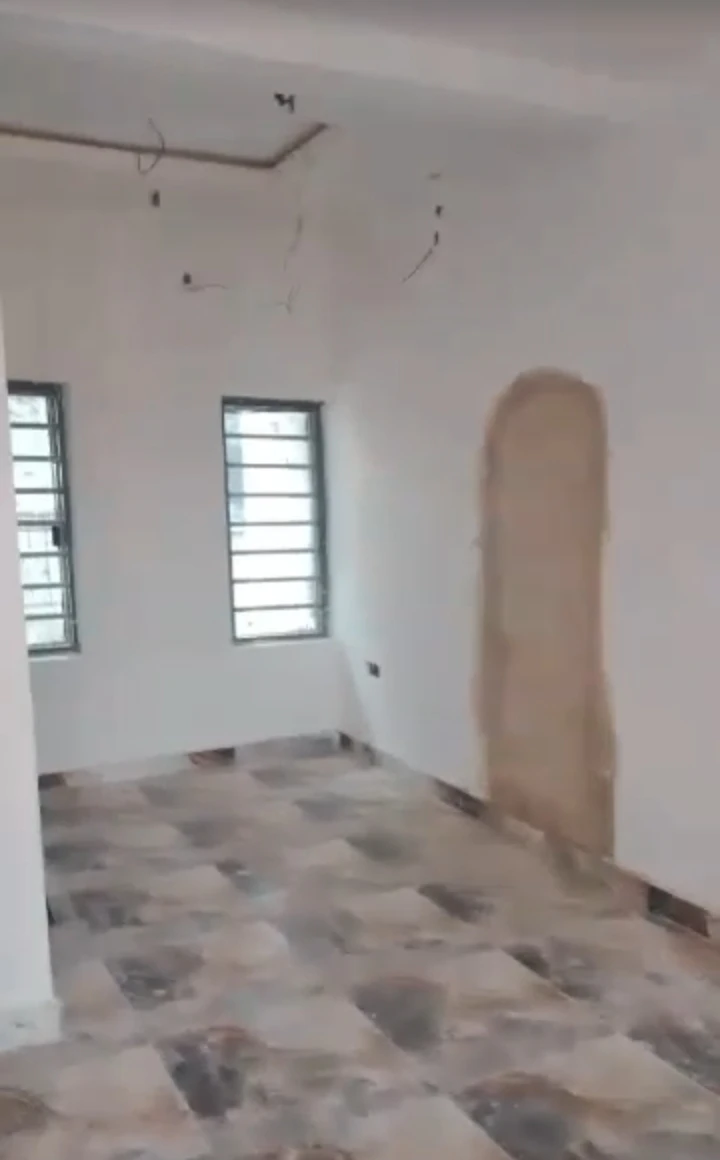 1 Bedroom Flat for Sale in Loma Linda, Enugu - Image 2