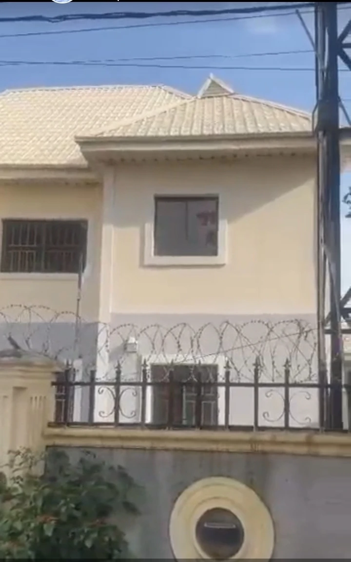 Duplex for Sale in Dawaki news engineer, Abuja - Image 1