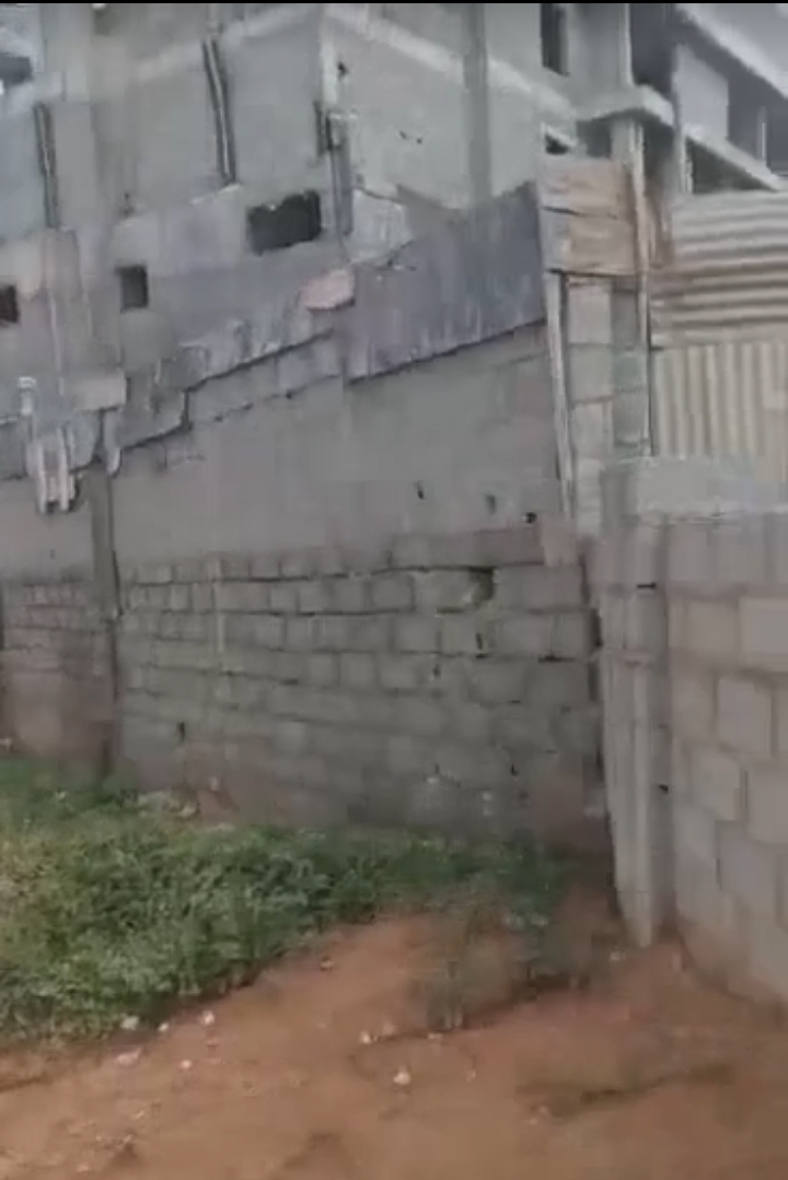 Land for Sale in JAHI GILMORE, Abuja - Image 2