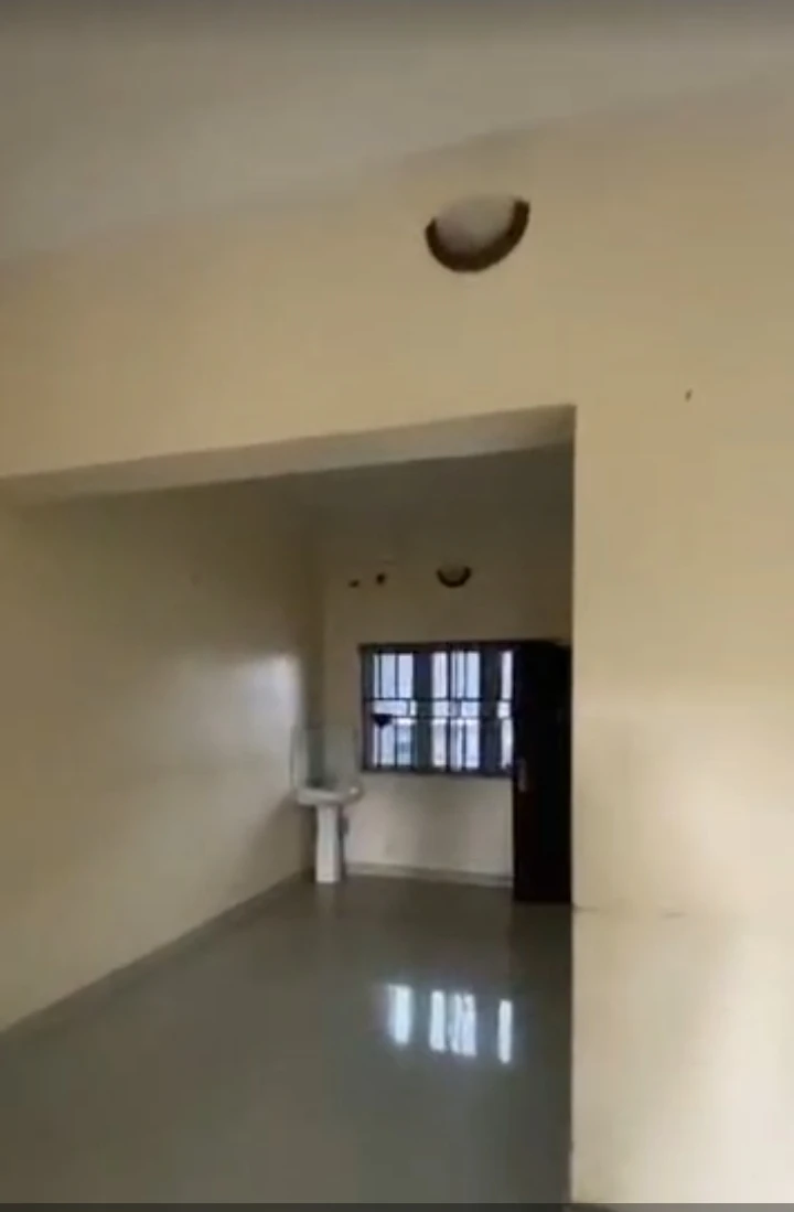 3 Bedroom Flat for Rent in THINKERS CORNER, Enugu - Image 3