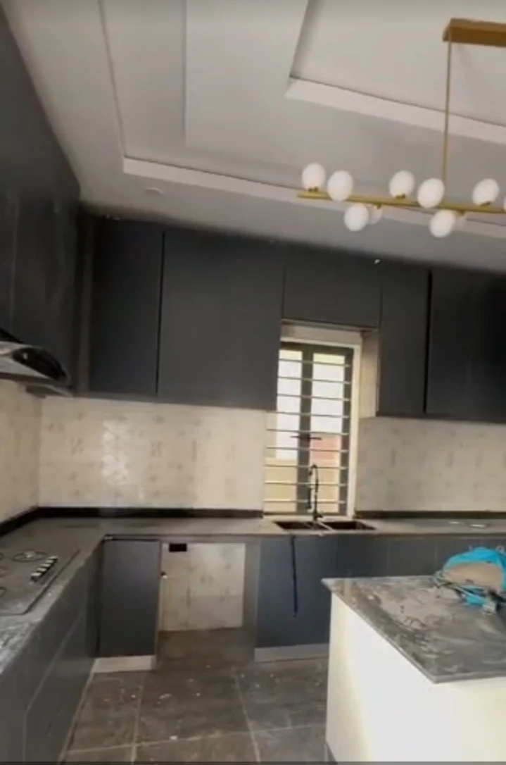 Duplex for Sale in WTC, Enugu - Image 5