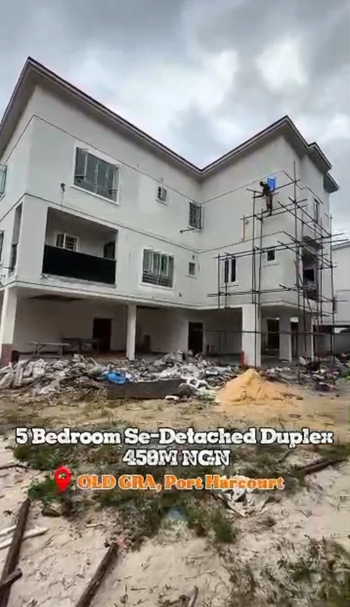 Duplex for Sale in OLD GRA, Rivers - Image 1