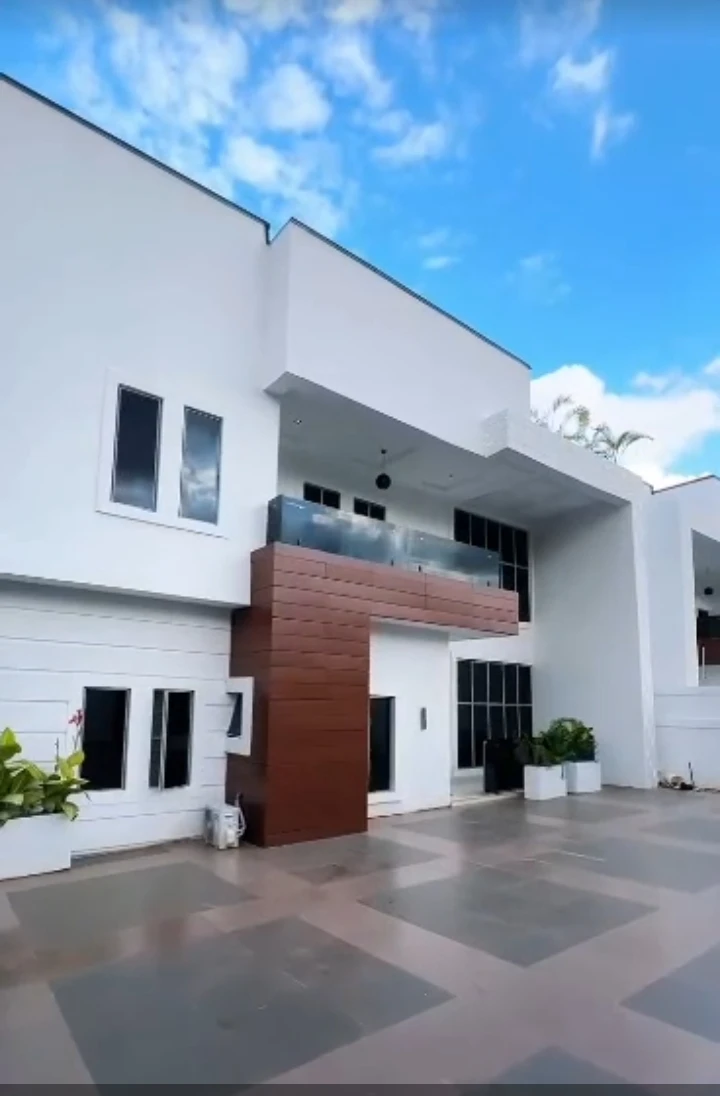 Duplex for Sale in WTC, Enugu - Image 3