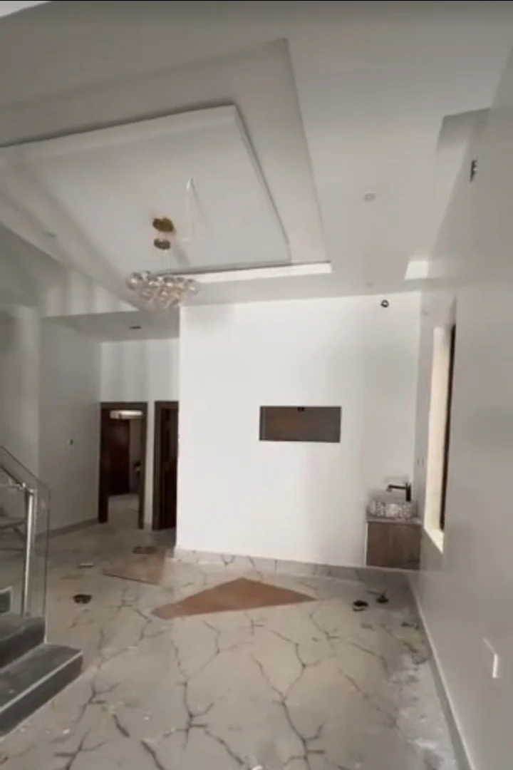 Duplex for Sale in WTC, Enugu - Image 3