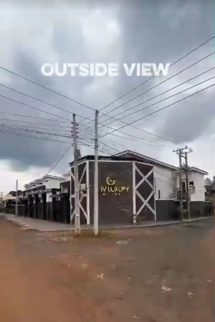Hotel for Sale in THINKERS CORNER, Enugu - Image 3
