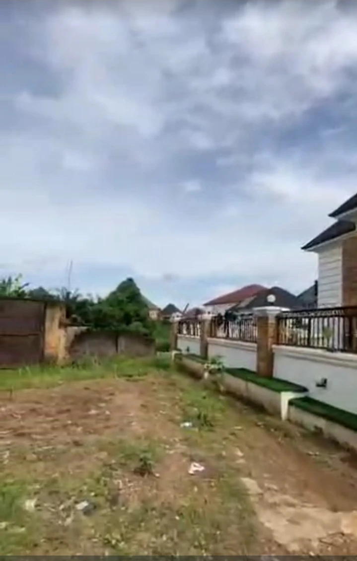 Land for Sale in THINKERS CORNER, Enugu - Image 3