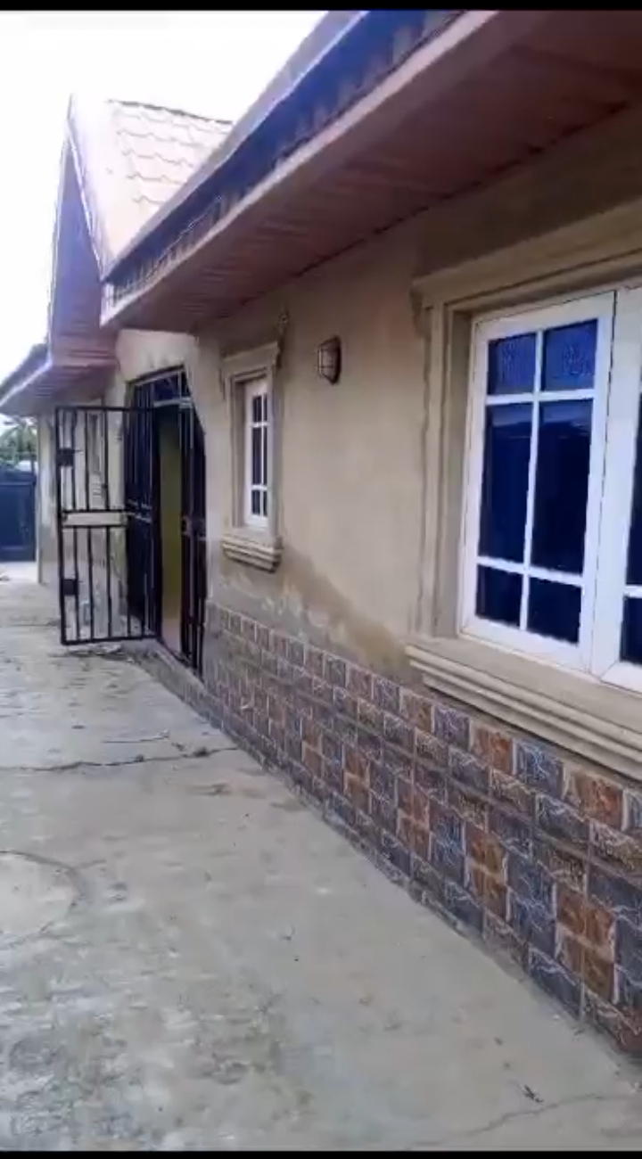 Bungalow for Sale in ELEGA, Ogun - Image 2