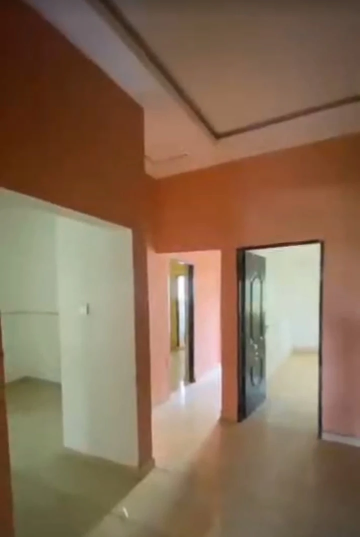 4 Bedroom Flat for Rent in THINKERS CORNER, Enugu - Image 2