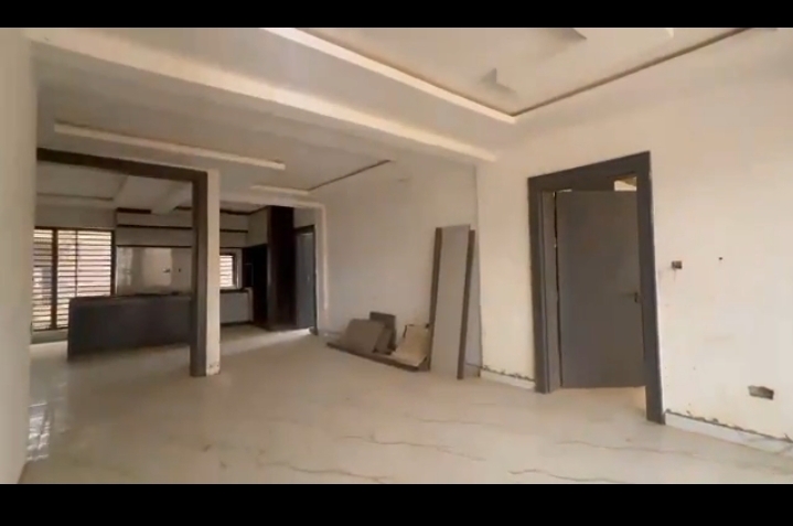3 Bedroom Flat for Sale in JAHI, Abuja - Image 3