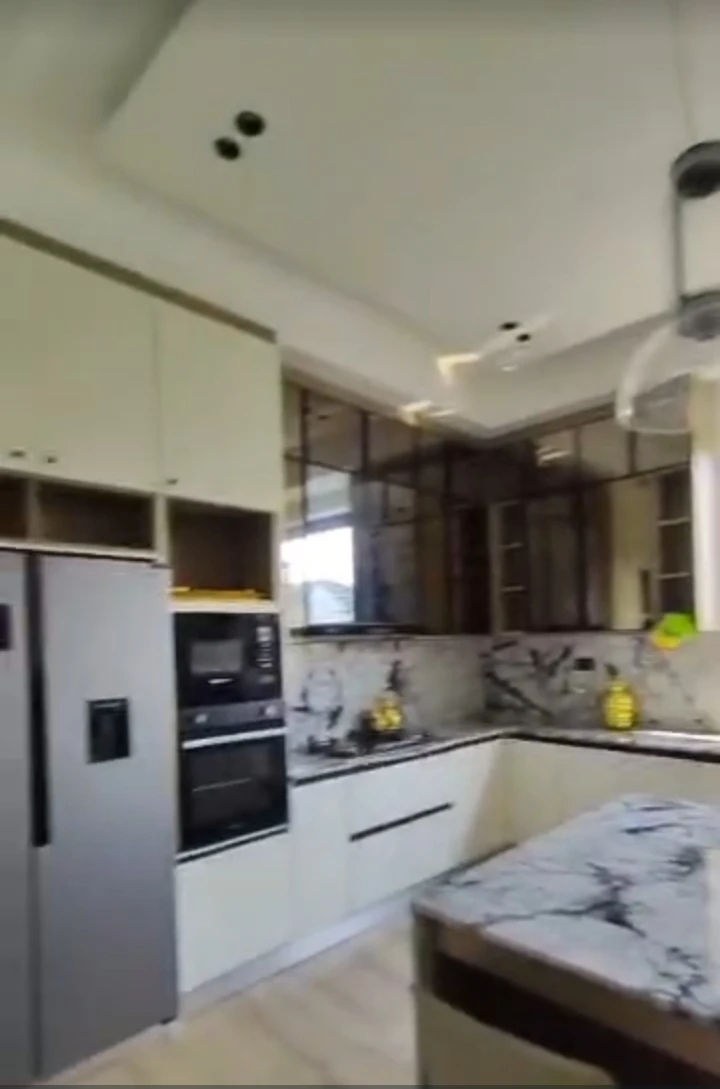 Duplex for Sale in Diamond City Estate, Enugu - Image 4