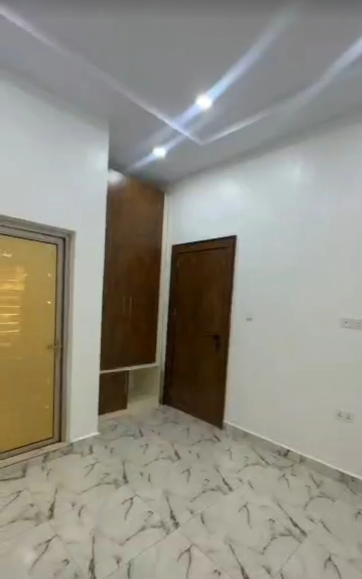 Duplex for Sale in Valley Estate, Enugu - Image 1