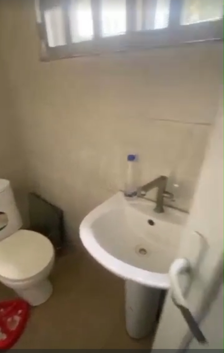 Duplex for Rent in Odili Road, Rivers - Image 1