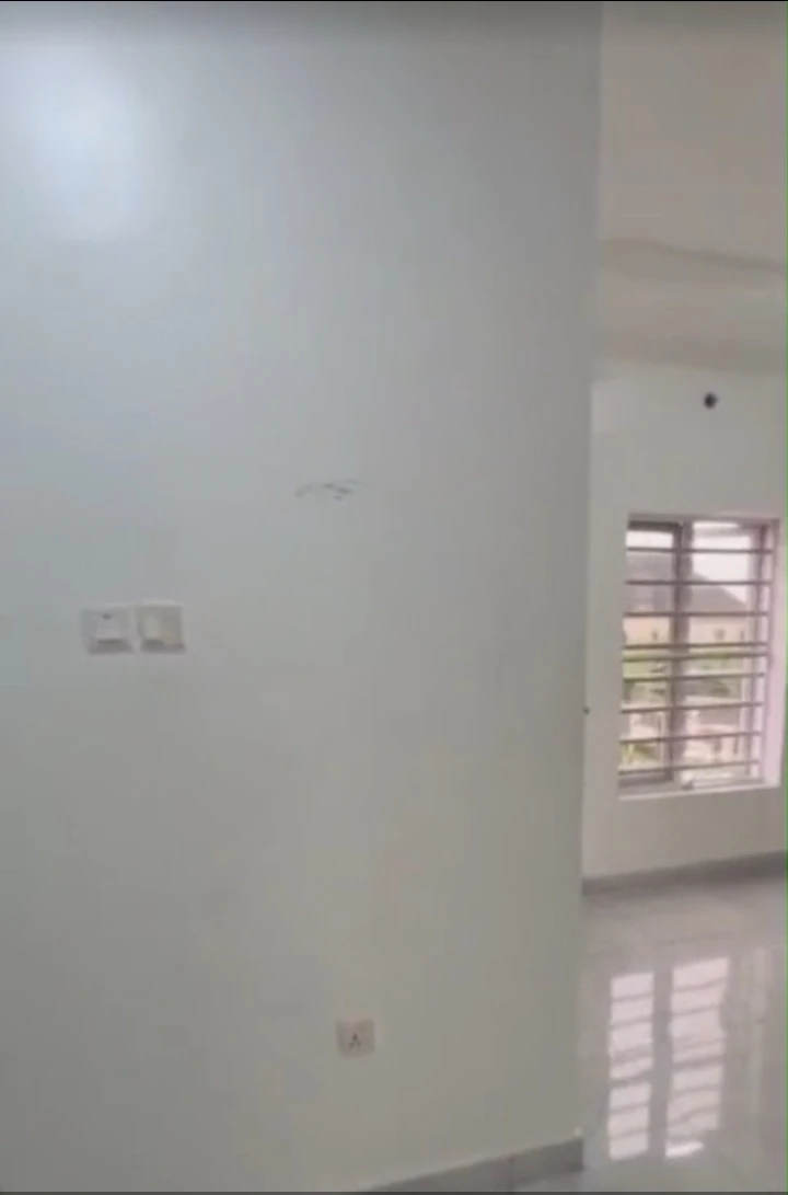 Duplex for Rent in Eneka link road, Rivers - Image 4