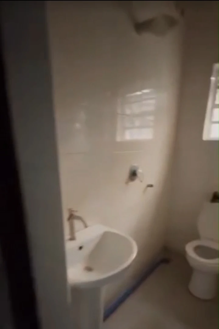 Duplex for Rent in Eneka link road, Rivers - Image 3
