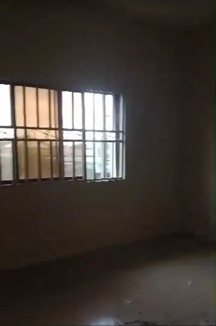 3 Bedroom Flat for Rent in Odili Road, Rivers - Image 4