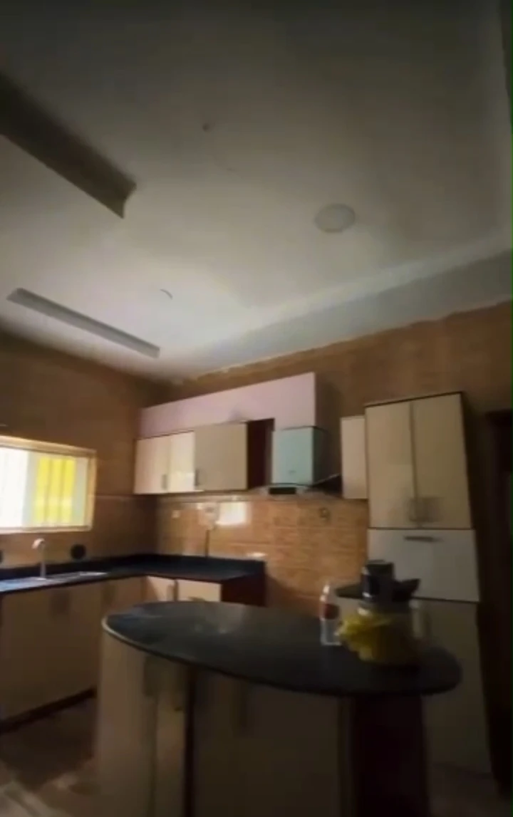 Duplex for Sale in NEW GRA, Rivers - Image 4