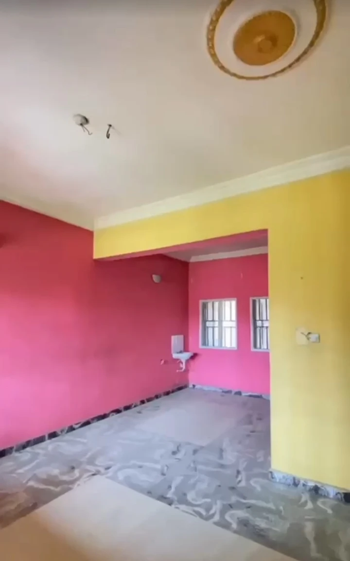 2 Bedroom Flat for Sale in RUMUKPARALI, Rivers - Image 5