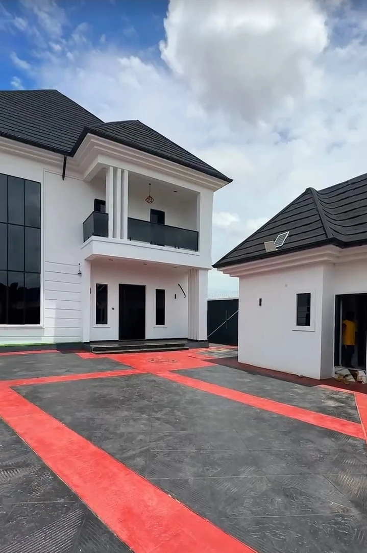 Duplex for Sale in WTC, Enugu - Image 1