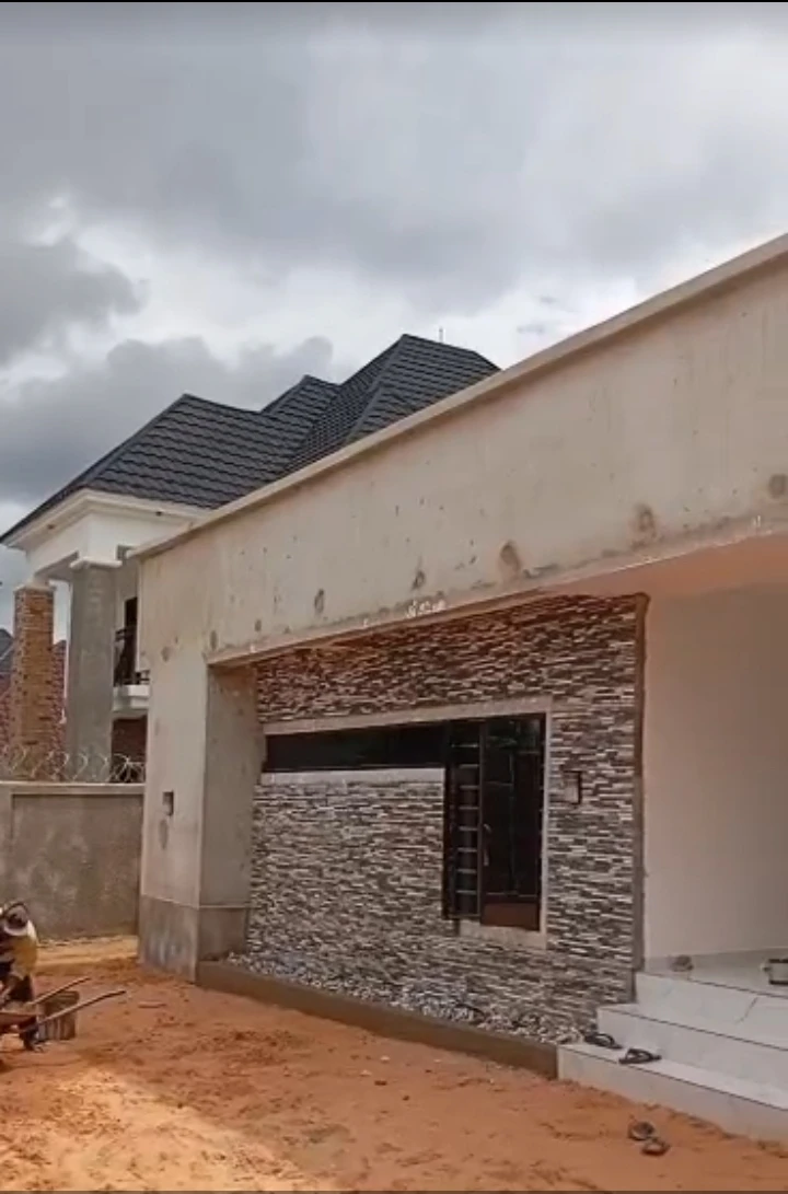 Bungalow for Sale in TRANS-EKULU, Enugu - Image 3