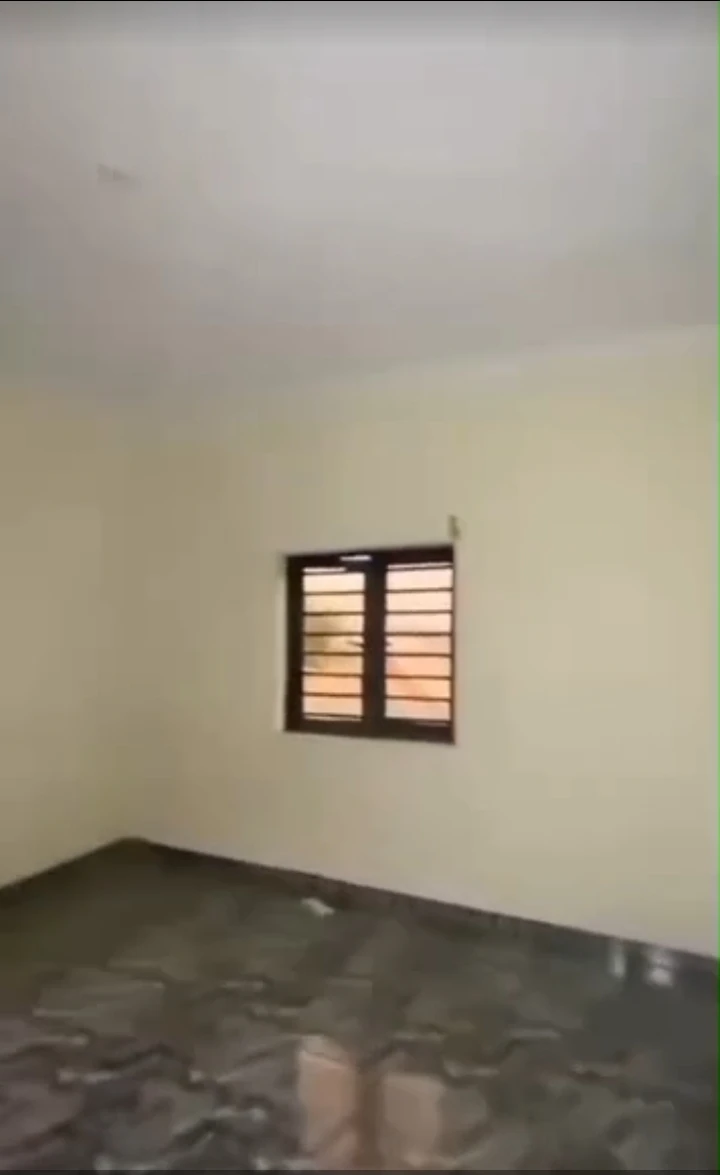 2 Bedroom Flat for Rent in Eagle Island, Rivers - Image 2