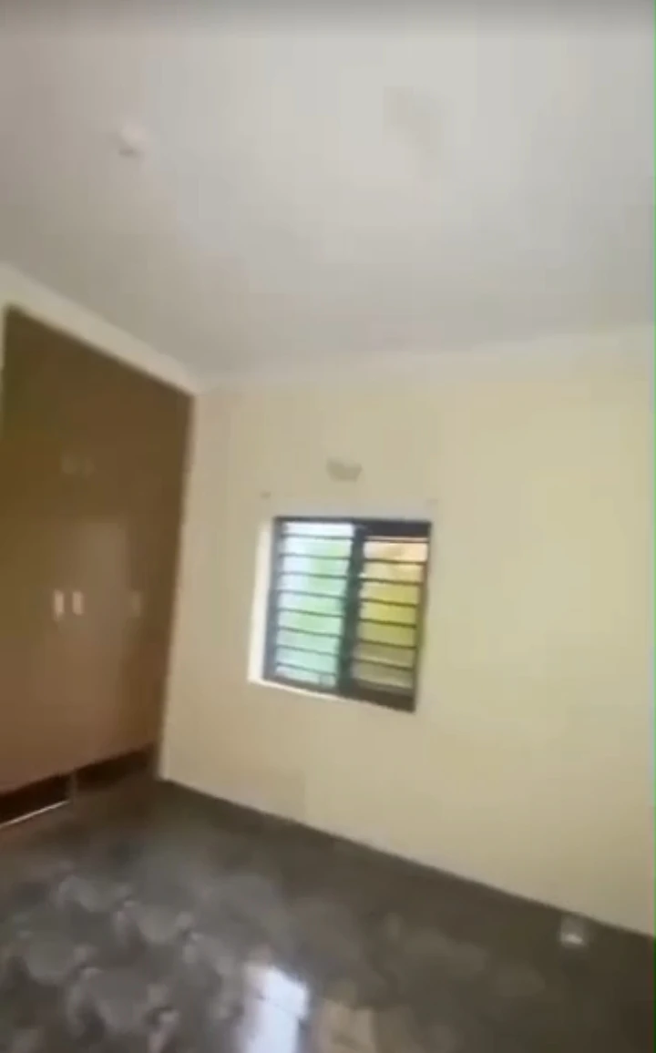 2 Bedroom Flat for Rent in Eagle Island, Rivers - Image 4