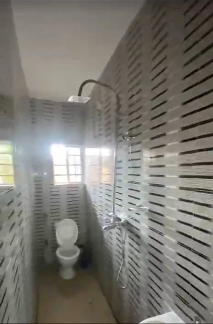 SelfContain for Rent in THINKERS CORNER, Enugu - Image 3